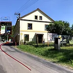 Vetrnik U Cerneho Dolu V Krkonosich 샬레 *