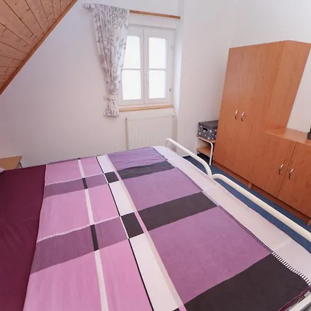 Chalet Vetrnik U Cerneho Dolu V Krkonosich Cista (Hradec Kralove)
